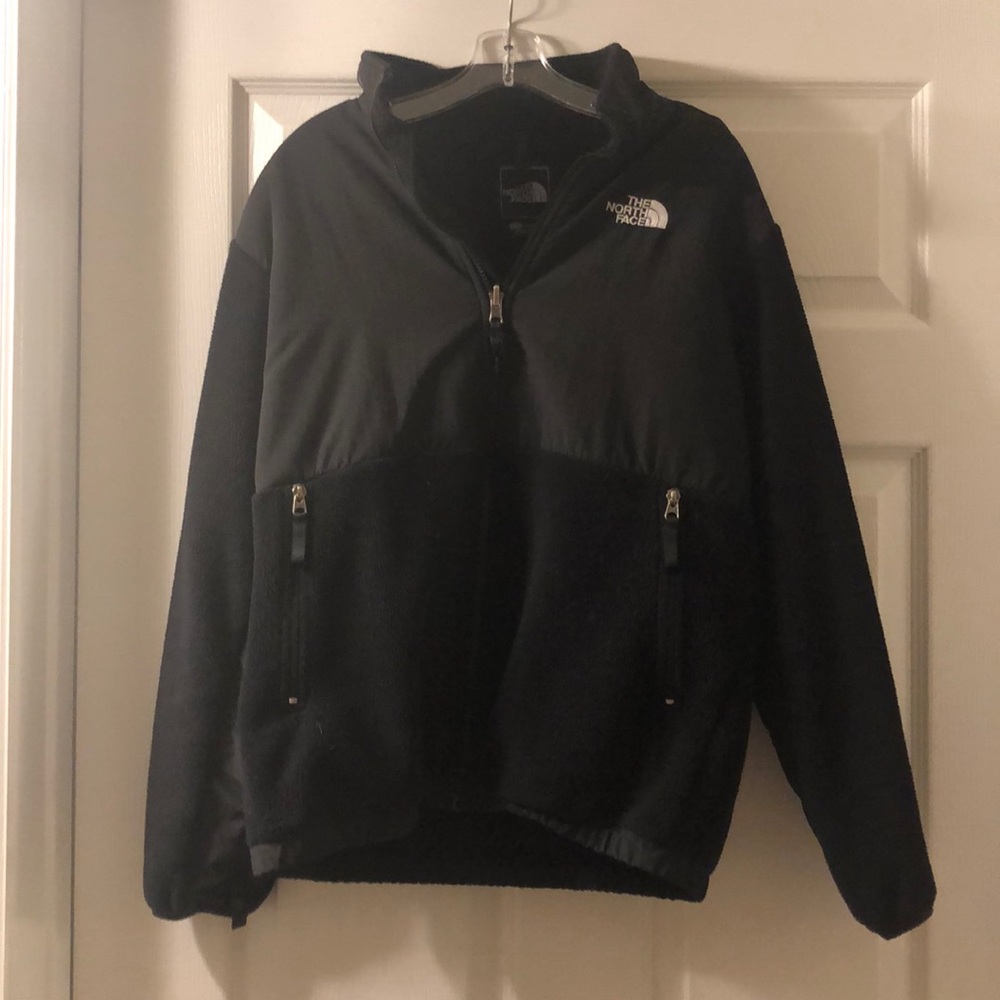 Black north face jacket